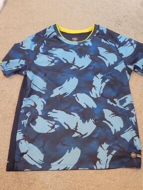 Boys Athletic Works Quick Dry Shirt